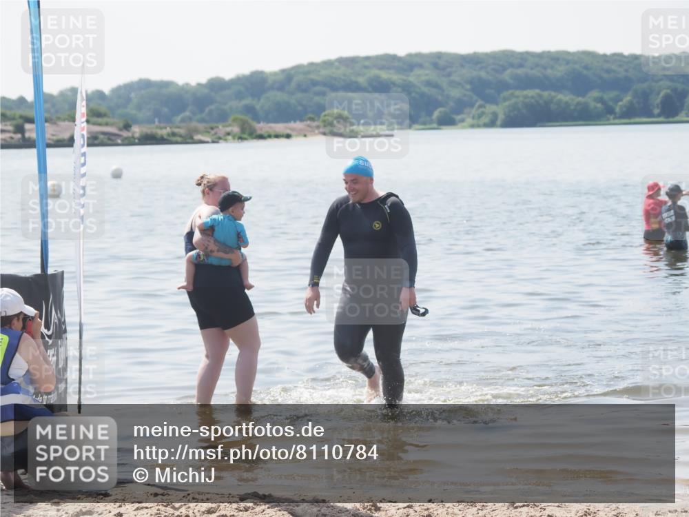 22.06.2025 - Viking Triathlon MichiJ http://msf.ph/oto/8110784 22.06.2025 11:06:20 Schwimmen 303 meine-sportfotos.de