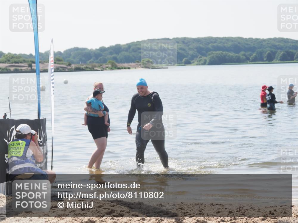22.06.2025 - Viking Triathlon MichiJ http://msf.ph/oto/8110802 22.06.2025 11:06:21 Schwimmen 303 meine-sportfotos.de