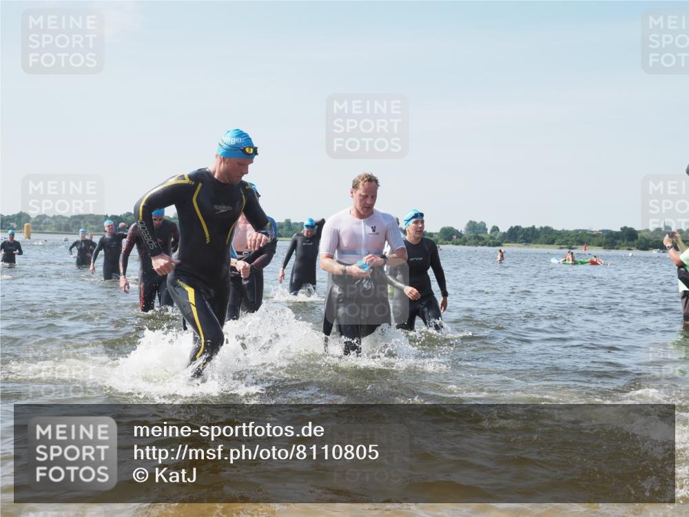 22.06.2025 - Viking Triathlon KatJ http://msf.ph/oto/8110805 22.06.2025 10:39:30 Schwimmen 25, 83, 86, 93, 117, 138, 150, 195, 238, 244, 298, 324, 337, 474, 529 meine-sportfotos.de