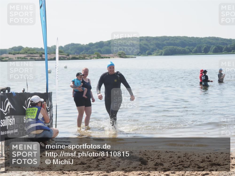 22.06.2025 - Viking Triathlon MichiJ http://msf.ph/oto/8110815 22.06.2025 11:06:21 Schwimmen 303 meine-sportfotos.de