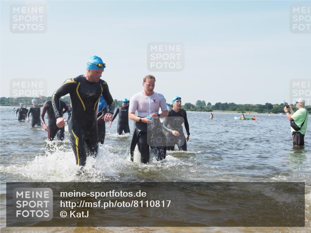 22.06.2025 - Viking Triathlon KatJ http://msf.ph/oto/8110817 22.06.2025 10:39:31 Schwimmen 25, 83, 86, 93, 117, 138, 150, 195, 238, 244, 298, 324, 337, 474, 529 meine-sportfotos.de