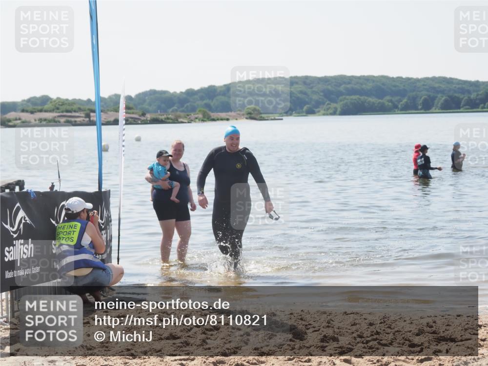 22.06.2025 - Viking Triathlon MichiJ http://msf.ph/oto/8110821 22.06.2025 11:06:22 Schwimmen 303 meine-sportfotos.de
