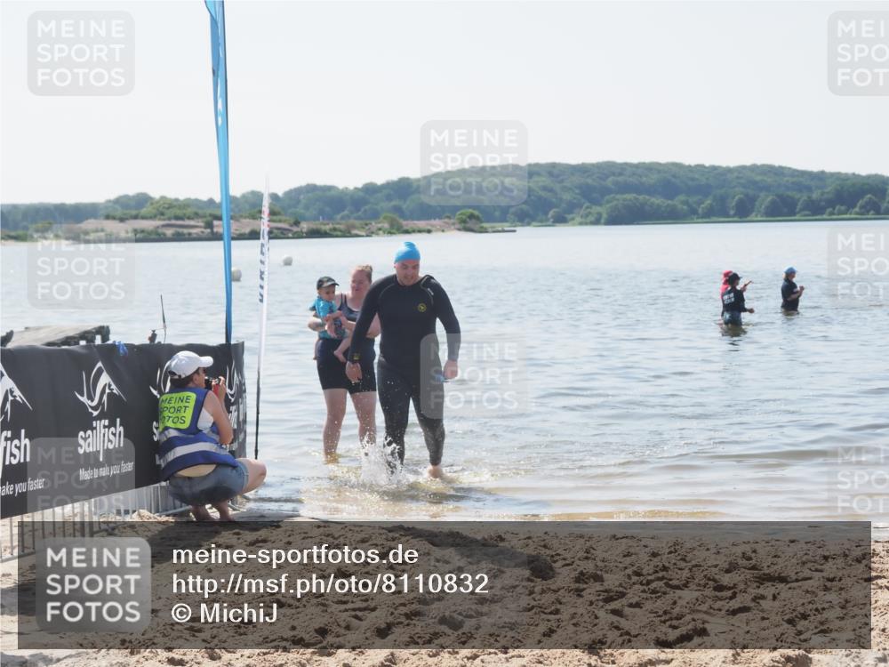 22.06.2025 - Viking Triathlon MichiJ http://msf.ph/oto/8110832 22.06.2025 11:06:22 Schwimmen 303 meine-sportfotos.de