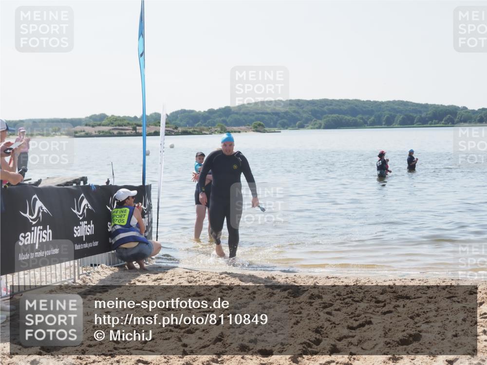 22.06.2025 - Viking Triathlon MichiJ http://msf.ph/oto/8110849 22.06.2025 11:06:23 Schwimmen 303 meine-sportfotos.de