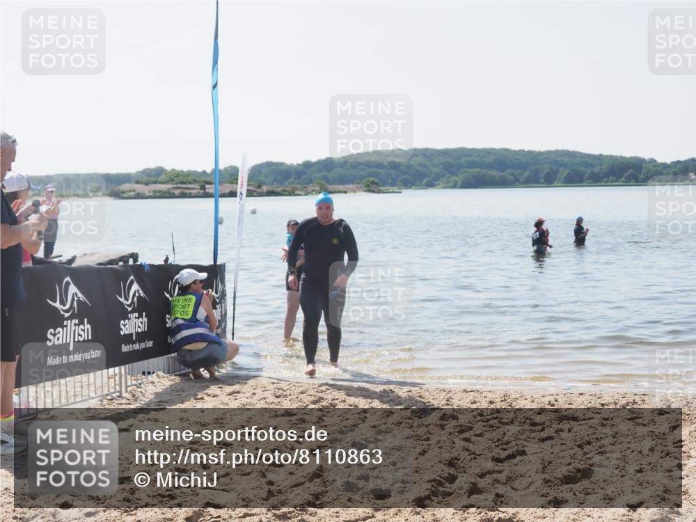 22.06.2025 - Viking Triathlon MichiJ http://msf.ph/oto/8110863 22.06.2025 11:06:23 Schwimmen 303 meine-sportfotos.de