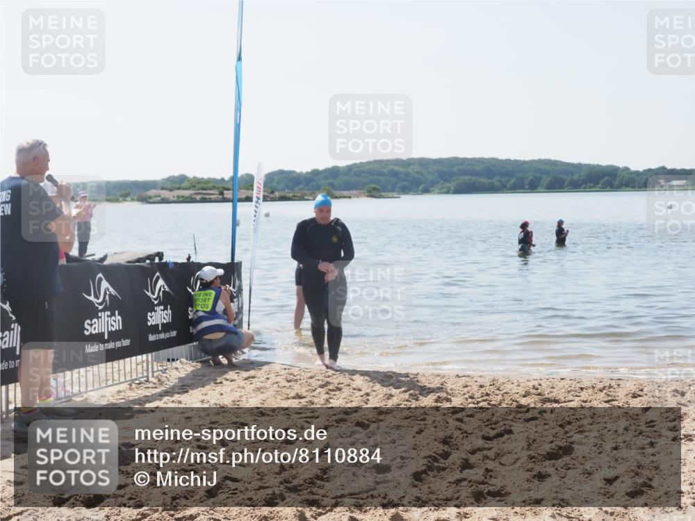22.06.2025 - Viking Triathlon MichiJ http://msf.ph/oto/8110884 22.06.2025 11:06:24 Schwimmen 303 meine-sportfotos.de