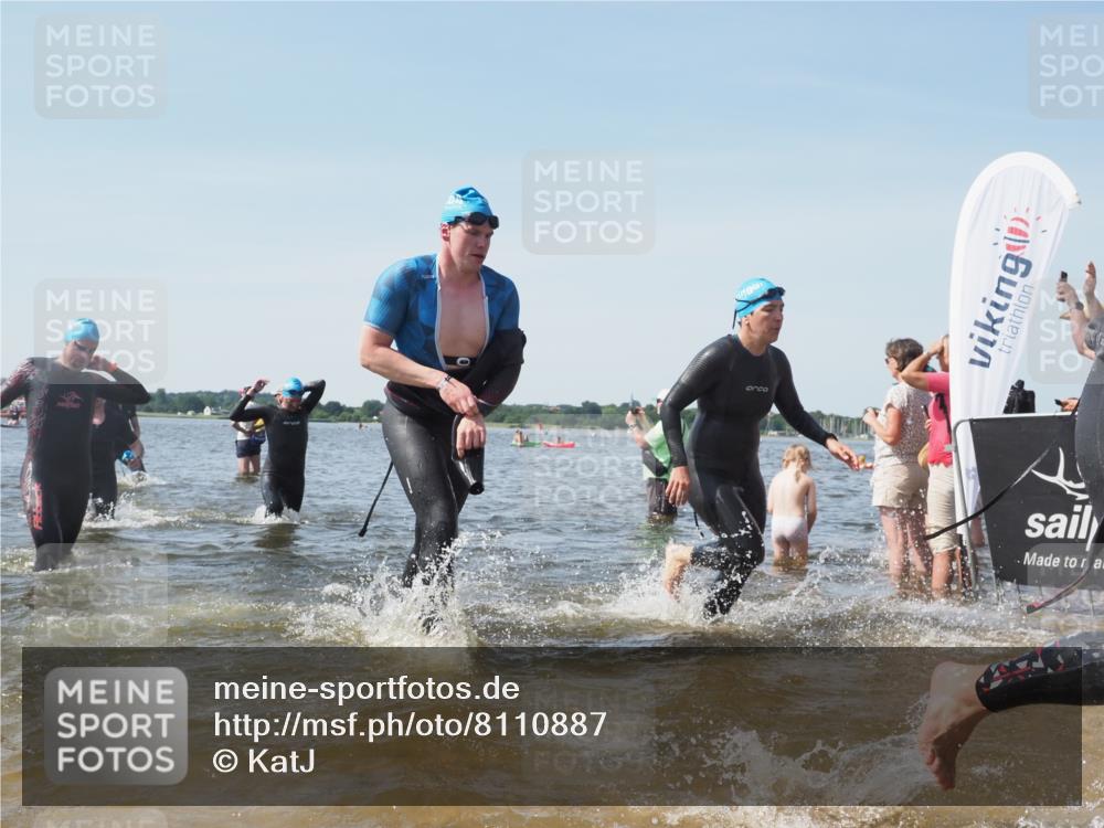22.06.2025 - Viking Triathlon KatJ http://msf.ph/oto/8110887 22.06.2025 10:39:34 Schwimmen 25, 29, 86, 93, 117, 138, 150, 195, 244, 298, 324, 337, 474, 529 meine-sportfotos.de