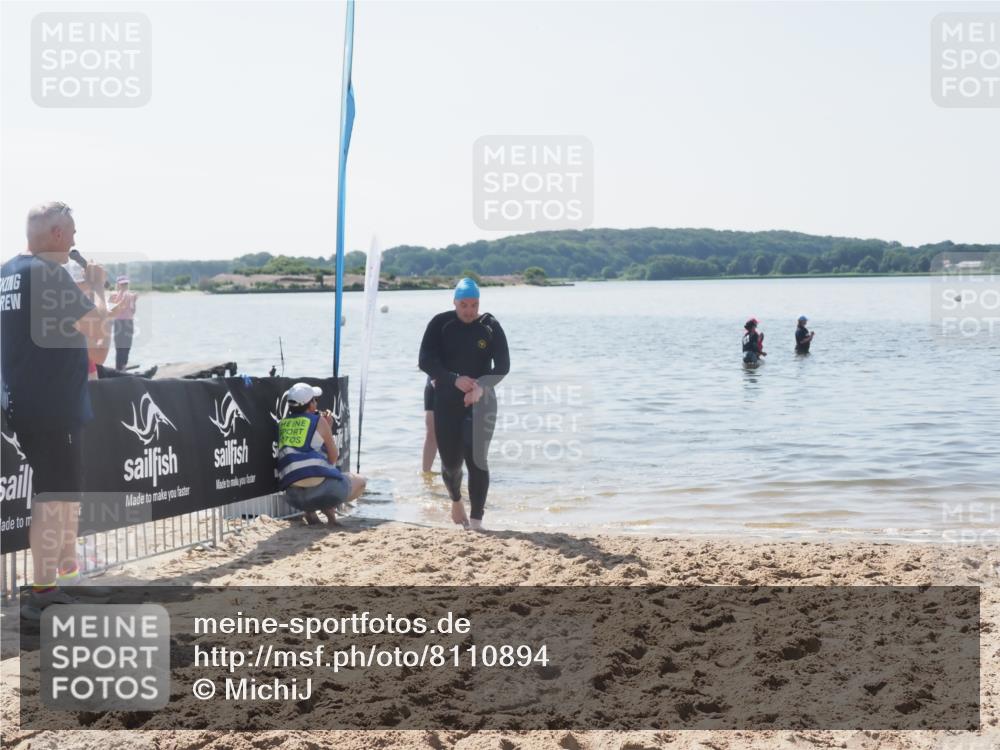 22.06.2025 - Viking Triathlon MichiJ http://msf.ph/oto/8110894 22.06.2025 11:06:24 Schwimmen 303 meine-sportfotos.de