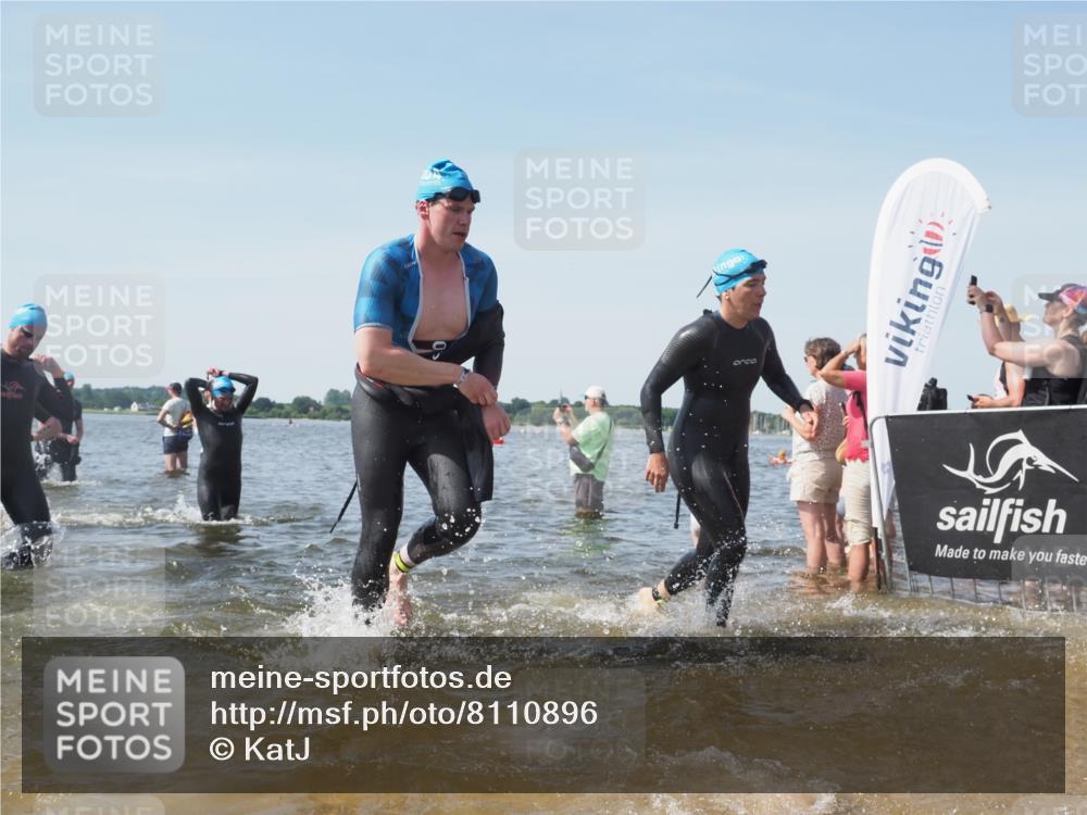 22.06.2025 - Viking Triathlon KatJ http://msf.ph/oto/8110896 22.06.2025 10:39:34 Schwimmen 25, 29, 86, 93, 117, 138, 150, 195, 244, 298, 324, 337, 474, 529 meine-sportfotos.de