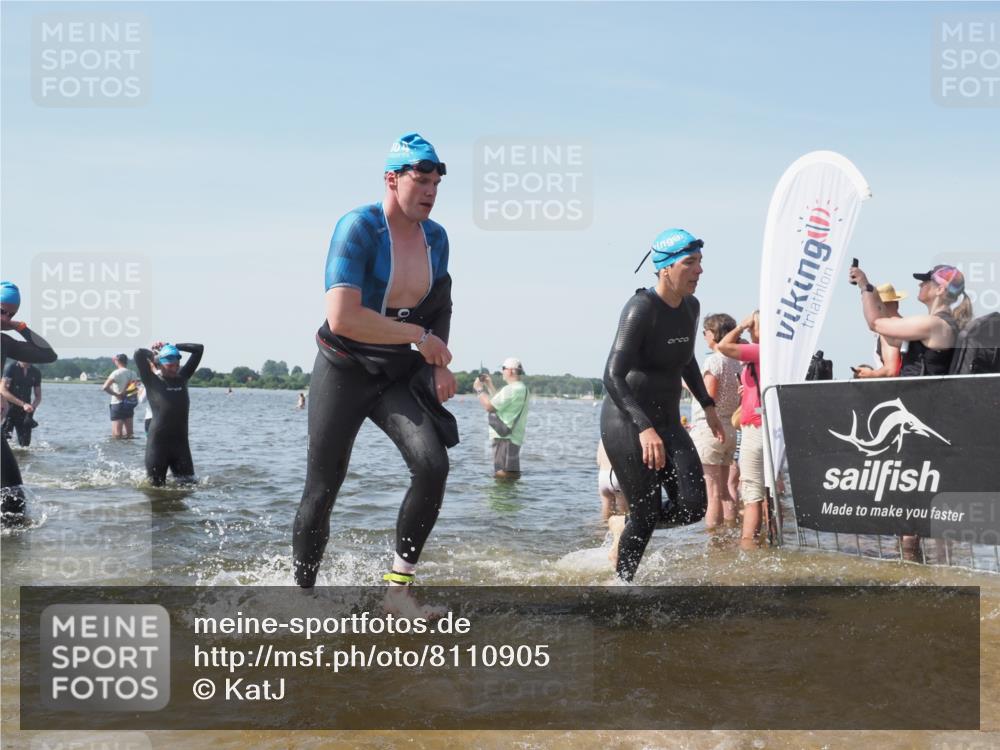 22.06.2025 - Viking Triathlon KatJ http://msf.ph/oto/8110905 22.06.2025 10:39:34 Schwimmen 25, 29, 86, 93, 117, 138, 150, 195, 244, 298, 324, 337, 474, 529 meine-sportfotos.de