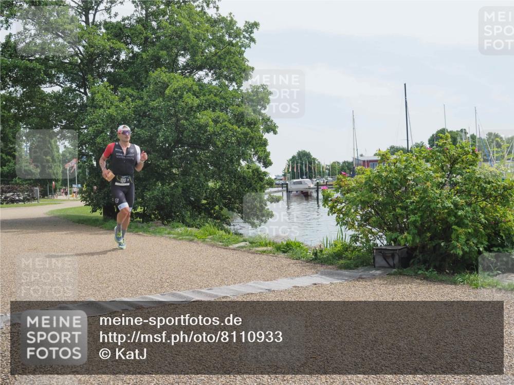 22.06.2025 - Viking Triathlon KatJ http://msf.ph/oto/8110933 22.06.2025 12:43:46 Laufen 100 meine-sportfotos.de