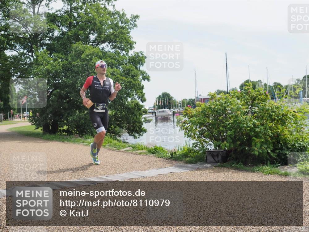 22.06.2025 - Viking Triathlon KatJ http://msf.ph/oto/8110979 22.06.2025 12:43:47 Laufen 100 meine-sportfotos.de
