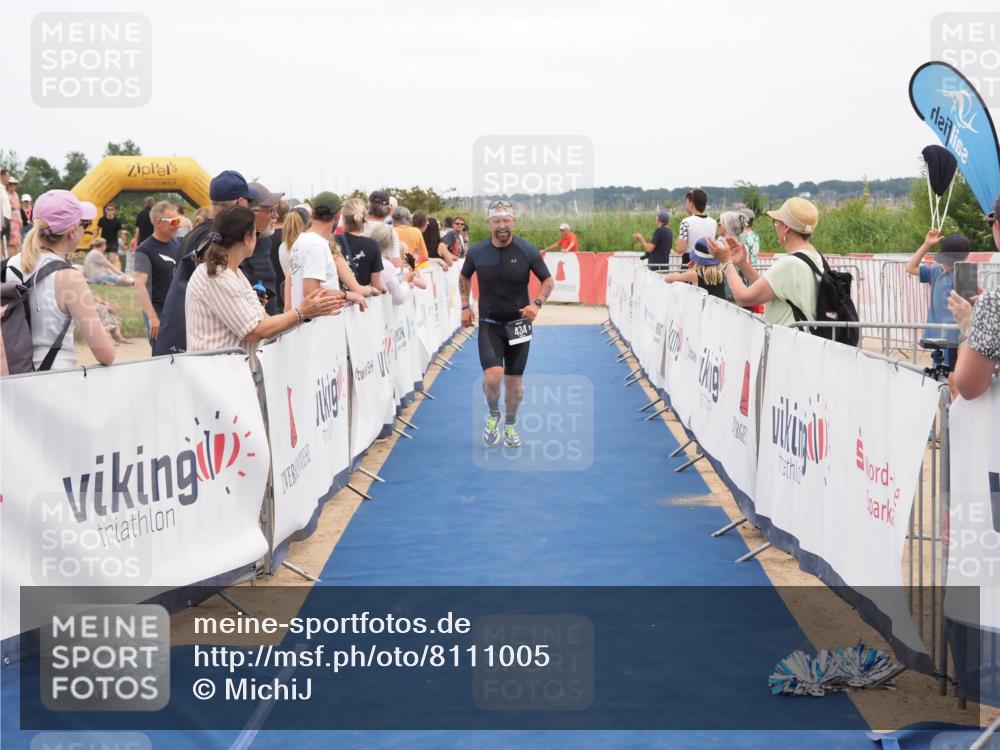 22.06.2025 - Viking Triathlon MichiJ http://msf.ph/oto/8111005 22.06.2025 15:02:22 Ziel 434 meine-sportfotos.de