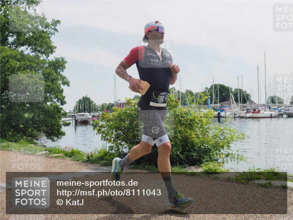 22.06.2025 - Viking Triathlon KatJ http://msf.ph/oto/8111043 22.06.2025 12:43:48 Laufen 100 meine-sportfotos.de