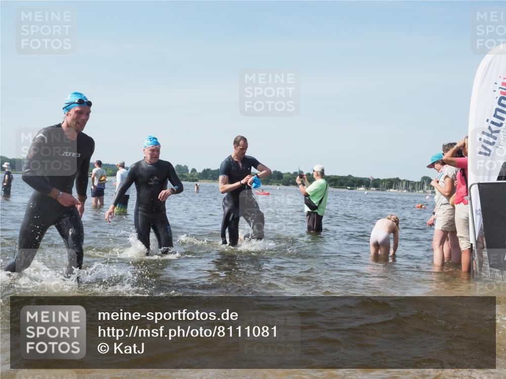 22.06.2025 - Viking Triathlon KatJ http://msf.ph/oto/8111081 22.06.2025 10:39:40 Schwimmen 25, 29, 86, 93, 117, 138, 150, 244, 337, 423, 518, 529 meine-sportfotos.de