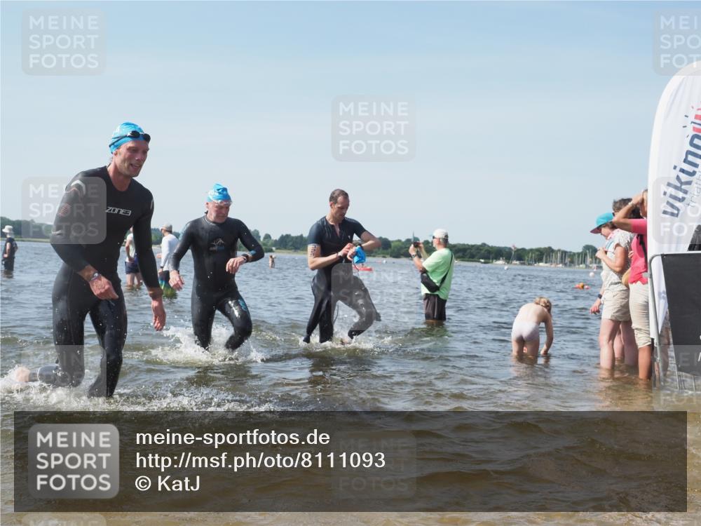 22.06.2025 - Viking Triathlon KatJ http://msf.ph/oto/8111093 22.06.2025 10:39:41 Schwimmen 25, 29, 86, 93, 138, 150, 244, 337, 423, 518, 529 meine-sportfotos.de