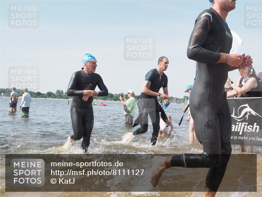 22.06.2025 - Viking Triathlon KatJ http://msf.ph/oto/8111127 22.06.2025 10:39:42 Schwimmen 25, 29, 86, 93, 138, 244, 337, 423, 437, 518, 529 meine-sportfotos.de