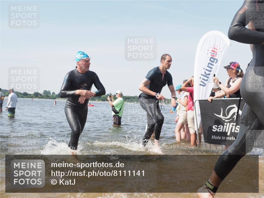 22.06.2025 - Viking Triathlon KatJ http://msf.ph/oto/8111141 22.06.2025 10:39:42 Schwimmen 25, 29, 86, 93, 138, 244, 337, 423, 437, 518, 529 meine-sportfotos.de