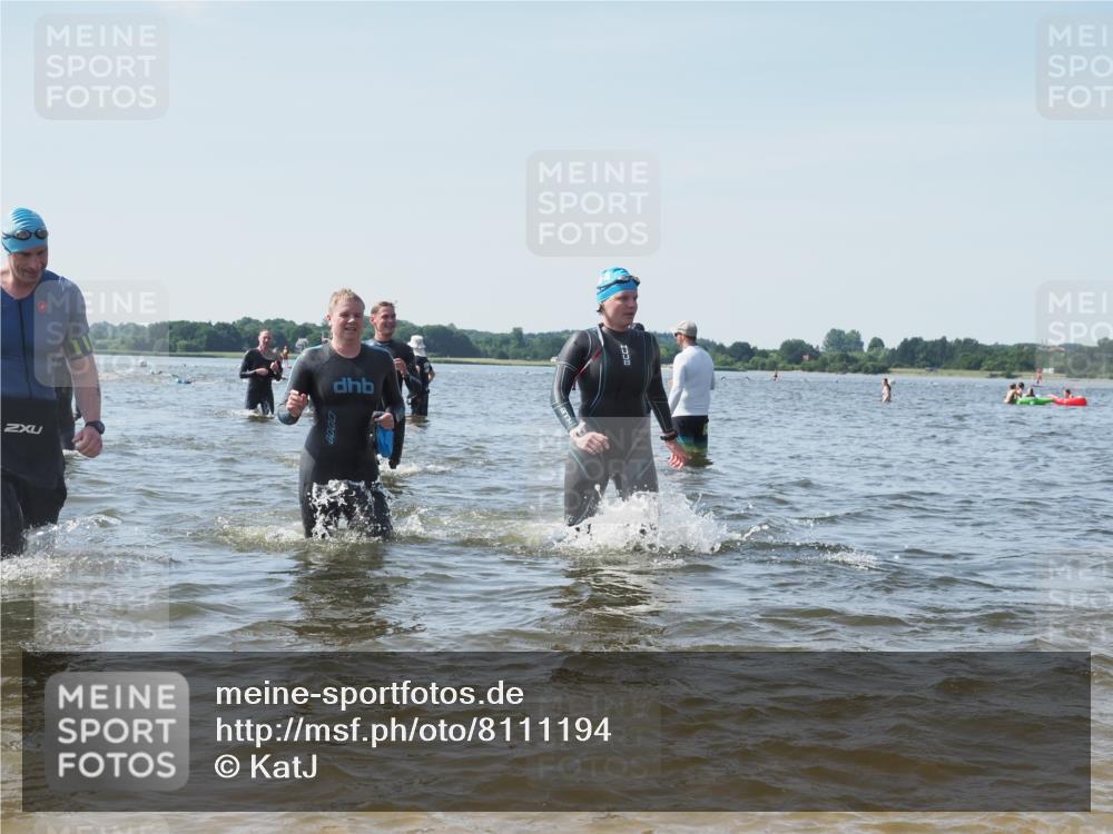 22.06.2025 - Viking Triathlon KatJ http://msf.ph/oto/8111194 22.06.2025 10:39:45 Schwimmen 25, 29, 86, 138, 244, 423, 437, 518, 529 meine-sportfotos.de