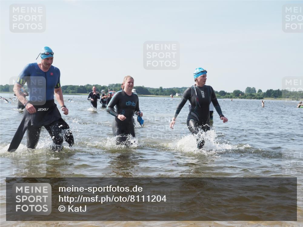 22.06.2025 - Viking Triathlon KatJ http://msf.ph/oto/8111204 22.06.2025 10:39:45 Schwimmen 25, 29, 86, 138, 244, 423, 437, 518, 529 meine-sportfotos.de