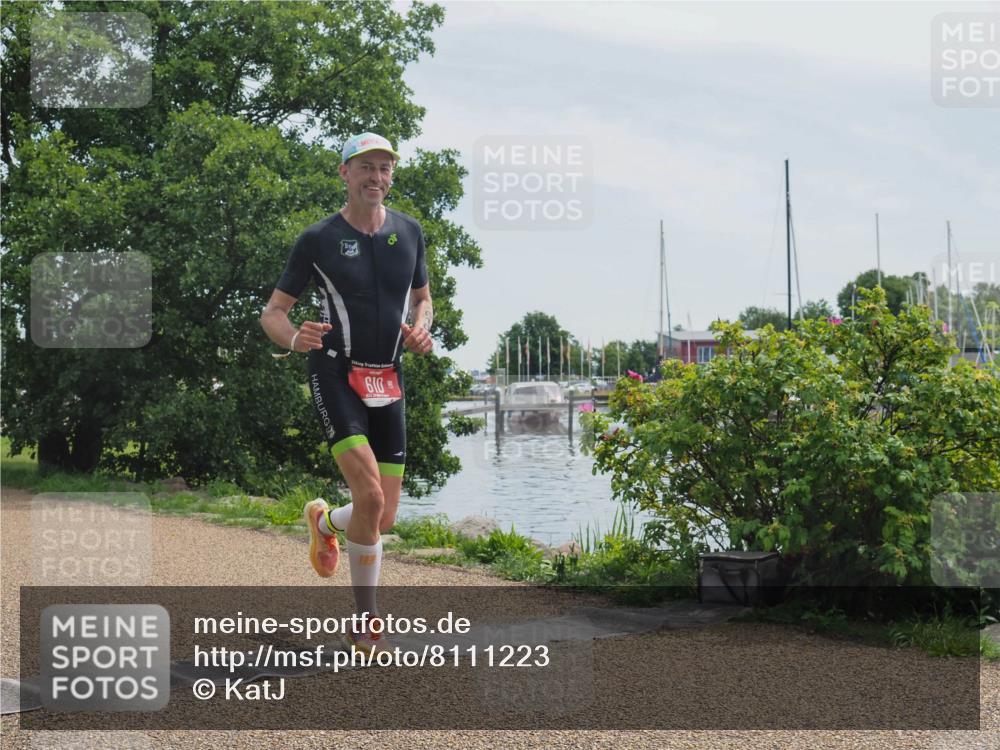 22.06.2025 - Viking Triathlon KatJ http://msf.ph/oto/8111223 22.06.2025 12:44:14 Laufen 610 meine-sportfotos.de