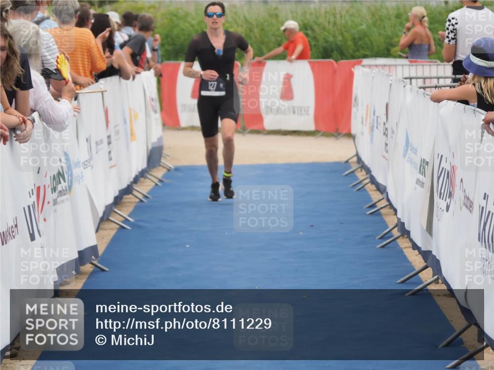 22.06.2025 - Viking Triathlon MichiJ http://msf.ph/oto/8111229 22.06.2025 15:02:36 Ziel 127 meine-sportfotos.de