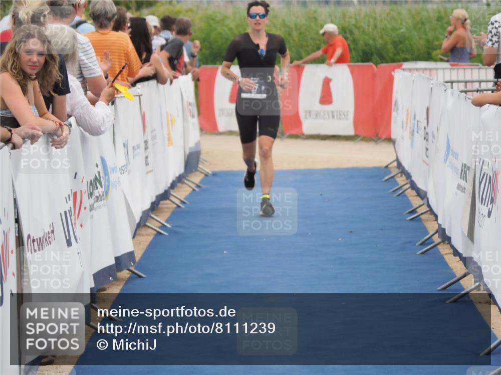 22.06.2025 - Viking Triathlon MichiJ http://msf.ph/oto/8111239 22.06.2025 15:02:37 Ziel 127, 529 meine-sportfotos.de