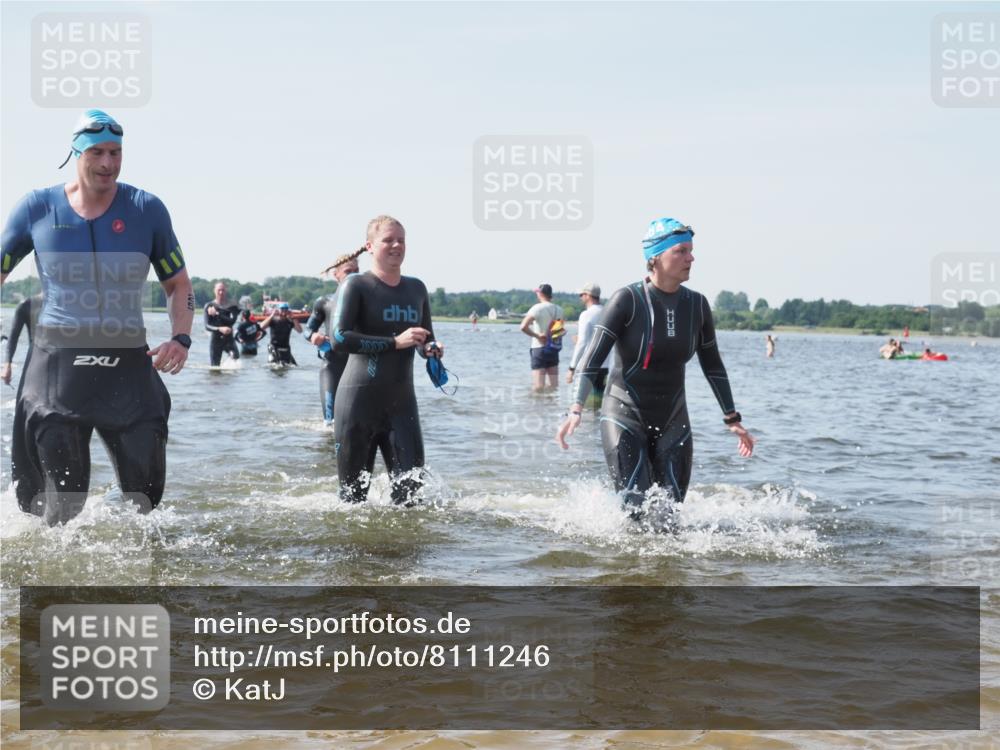 22.06.2025 - Viking Triathlon KatJ http://msf.ph/oto/8111246 22.06.2025 10:39:46 Schwimmen 25, 29, 86, 138, 244, 423, 437, 518, 529 meine-sportfotos.de