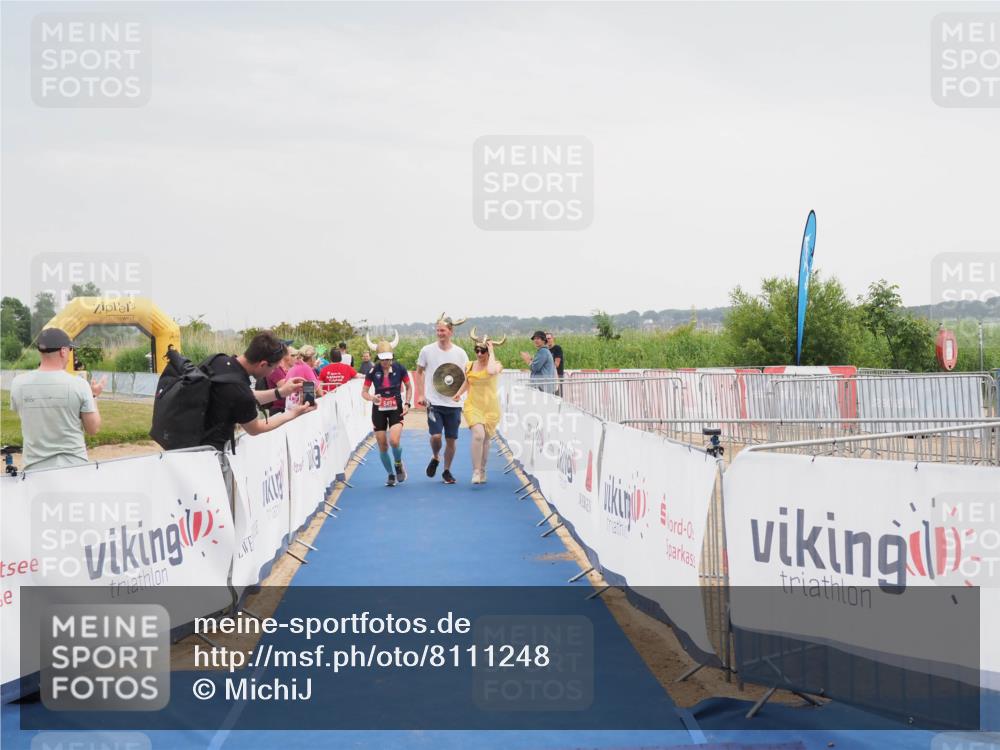 22.06.2025 - Viking Triathlon MichiJ http://msf.ph/oto/8111248 22.06.2025 16:40:54 Ziel 649 meine-sportfotos.de