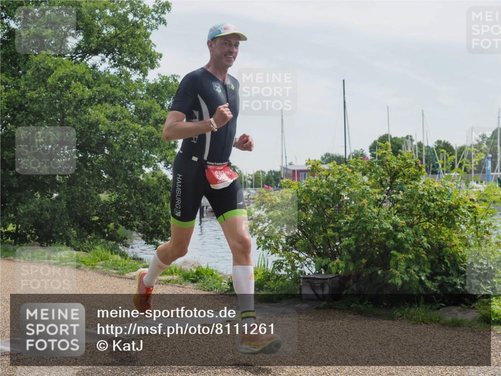 22.06.2025 - Viking Triathlon KatJ http://msf.ph/oto/8111261 22.06.2025 12:44:15 Laufen 610 meine-sportfotos.de