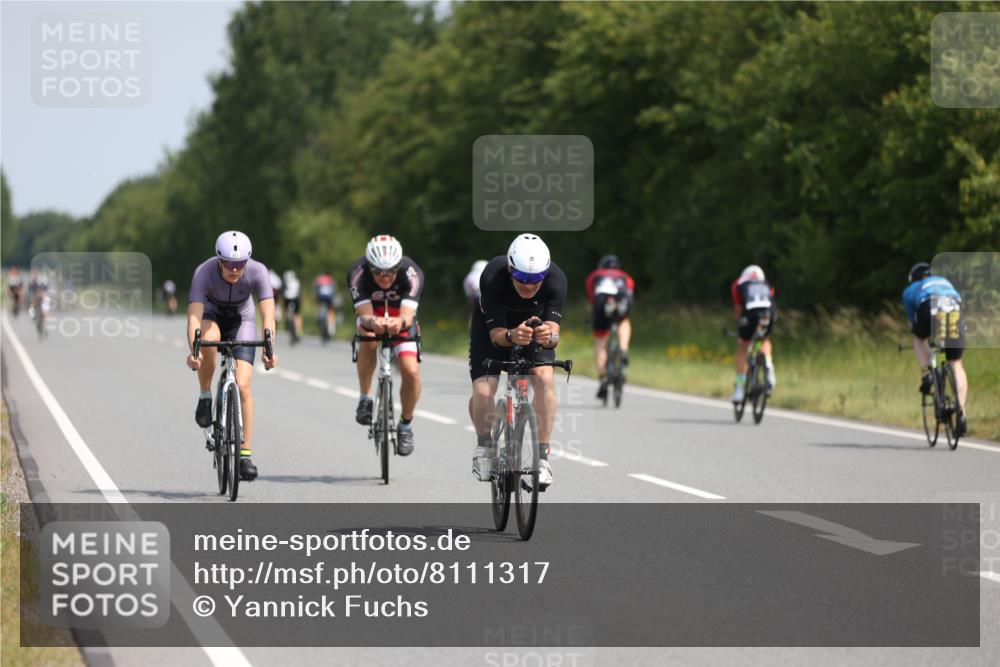 22.06.2025 - Viking Triathlon Yannick Fuchs http://msf.ph/oto/8111317 22.06.2025 11:35:54 Radfahren 214, 284, 460, 493, 627 meine-sportfotos.de
