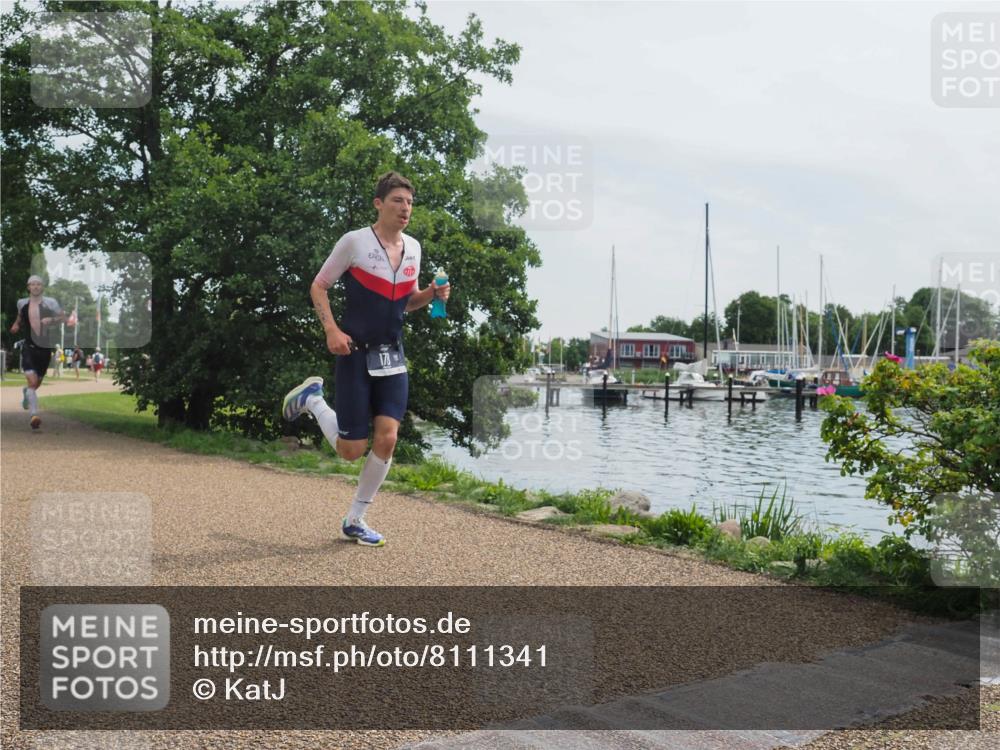 22.06.2025 - Viking Triathlon KatJ http://msf.ph/oto/8111341 22.06.2025 12:45:23 Laufen 178, 393 meine-sportfotos.de