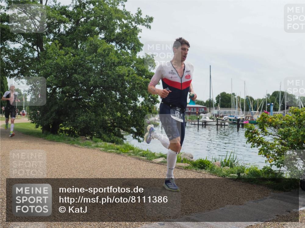 22.06.2025 - Viking Triathlon KatJ http://msf.ph/oto/8111386 22.06.2025 12:45:23 Laufen 178, 393 meine-sportfotos.de