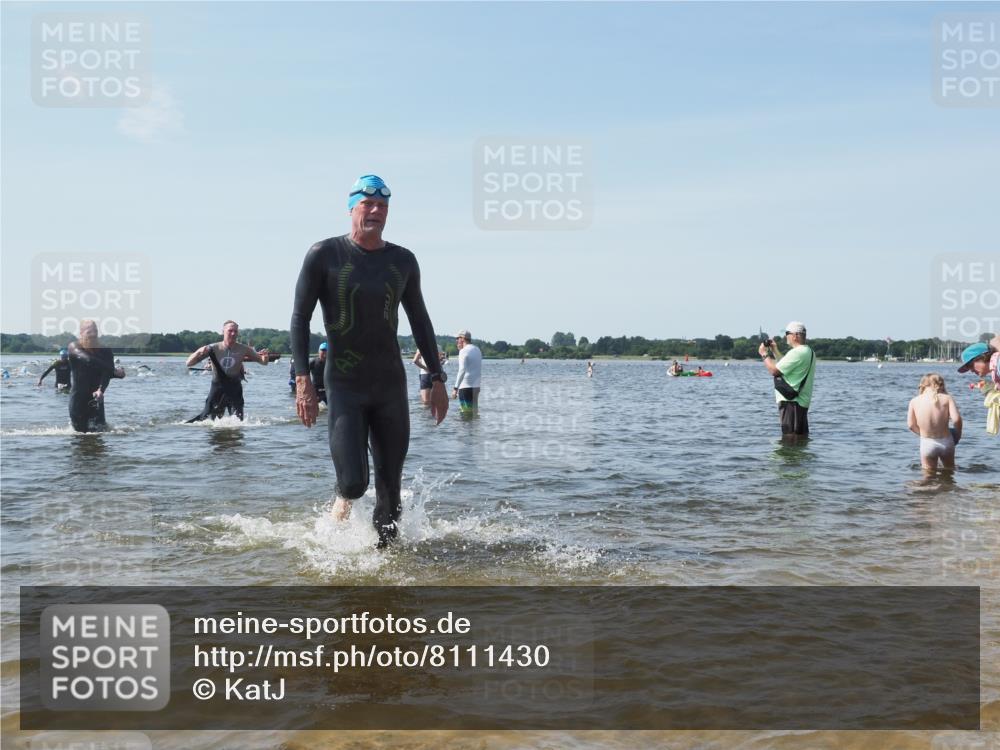 22.06.2025 - Viking Triathlon KatJ http://msf.ph/oto/8111430 22.06.2025 10:39:53 Schwimmen 29, 283, 423, 437, 518 meine-sportfotos.de