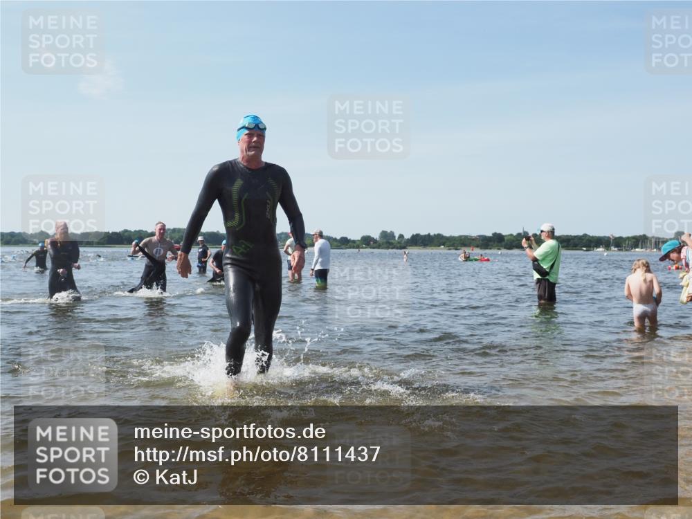 22.06.2025 - Viking Triathlon KatJ http://msf.ph/oto/8111437 22.06.2025 10:39:53 Schwimmen 29, 283, 423, 437, 518 meine-sportfotos.de