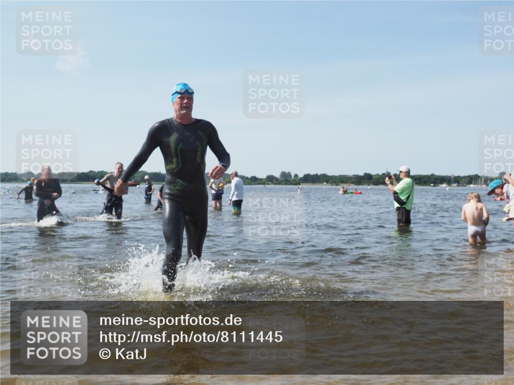 22.06.2025 - Viking Triathlon KatJ http://msf.ph/oto/8111445 22.06.2025 10:39:53 Schwimmen 29, 283, 423, 437, 518 meine-sportfotos.de