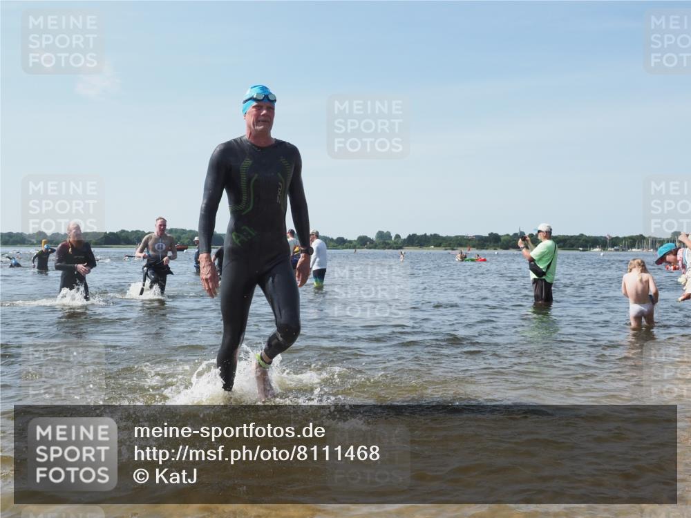 22.06.2025 - Viking Triathlon KatJ http://msf.ph/oto/8111468 22.06.2025 10:39:54 Schwimmen 283, 423, 437, 518 meine-sportfotos.de