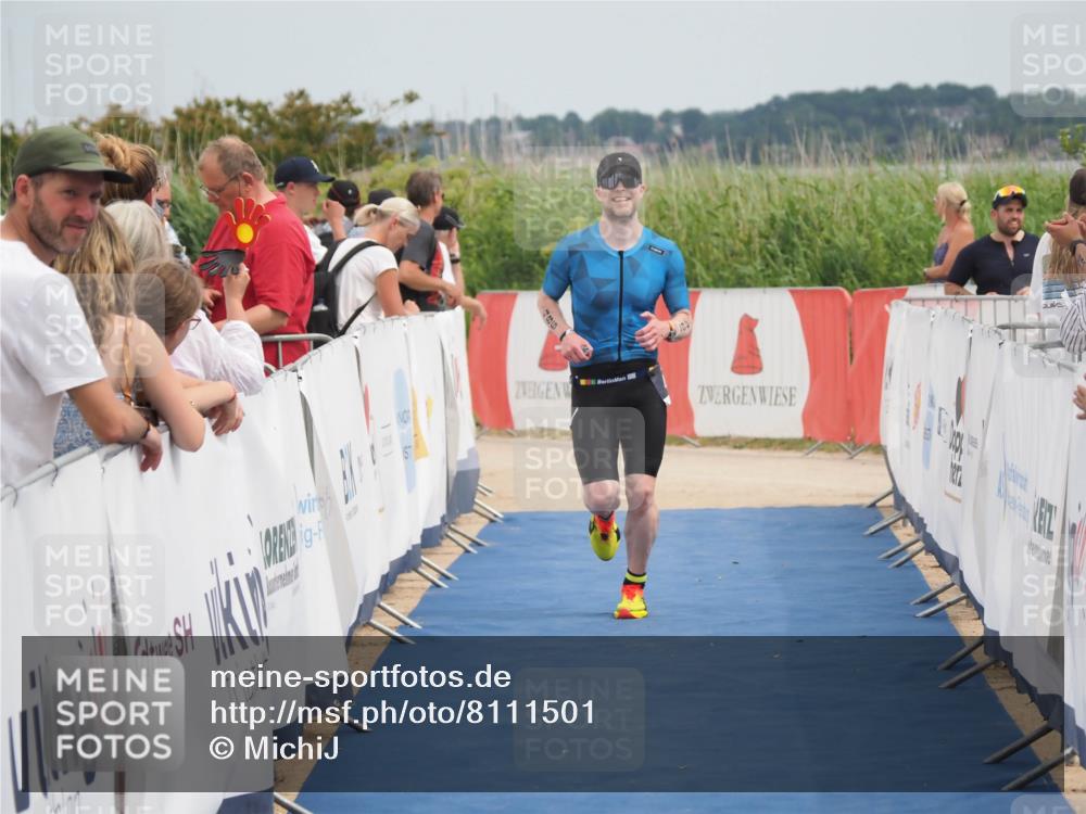22.06.2025 - Viking Triathlon MichiJ http://msf.ph/oto/8111501 22.06.2025 14:53:28 Ziel 486 meine-sportfotos.de