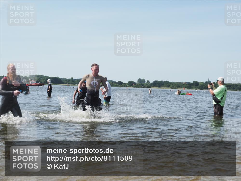 22.06.2025 - Viking Triathlon KatJ http://msf.ph/oto/8111509 22.06.2025 10:39:56 Schwimmen 283, 423, 437, 518, 538 meine-sportfotos.de