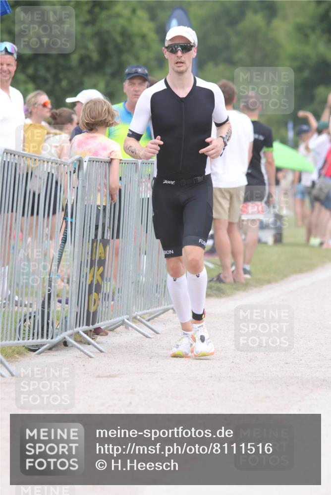 22.06.2025 - Viking Triathlon H.Heesch http://msf.ph/oto/8111516 22.06.2025 14:47:31 Laufen 61, 360, 469, 532, 556, 607 meine-sportfotos.de
