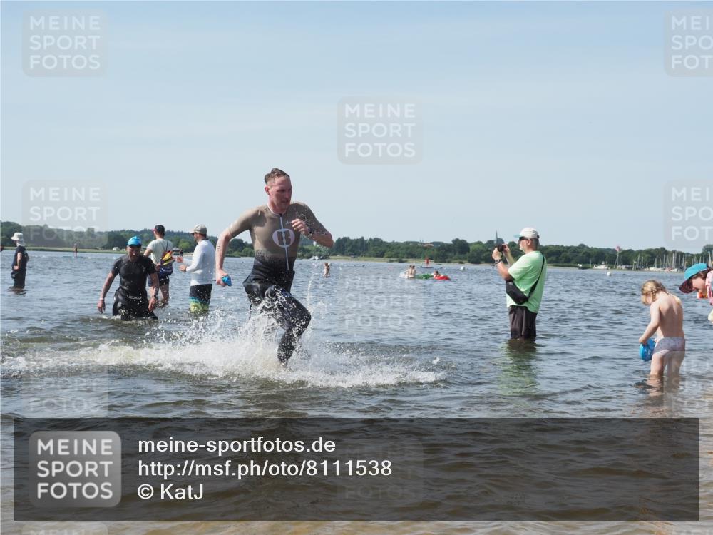 22.06.2025 - Viking Triathlon KatJ http://msf.ph/oto/8111538 22.06.2025 10:39:57 Schwimmen 283, 423, 437, 518, 538 meine-sportfotos.de