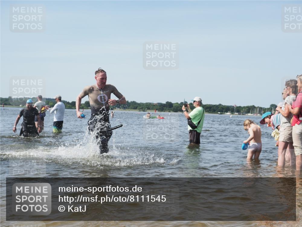 22.06.2025 - Viking Triathlon KatJ http://msf.ph/oto/8111545 22.06.2025 10:39:57 Schwimmen 283, 423, 437, 518, 538 meine-sportfotos.de
