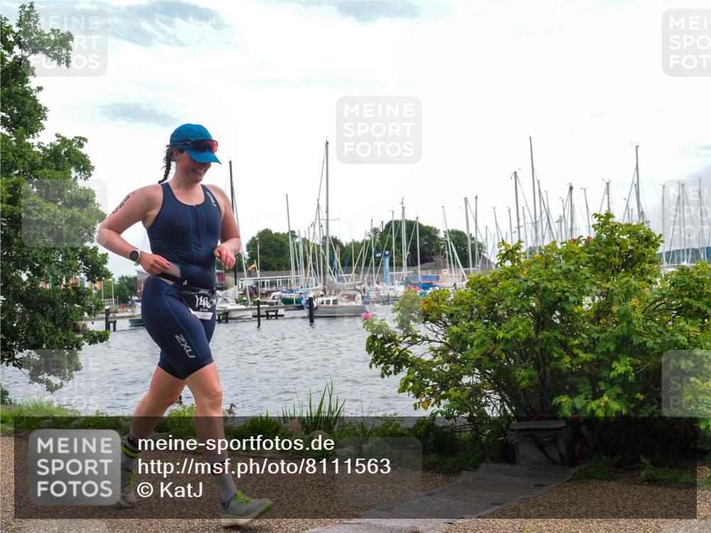 22.06.2025 - Viking Triathlon KatJ http://msf.ph/oto/8111563 22.06.2025 15:03:39 Laufen 140 meine-sportfotos.de