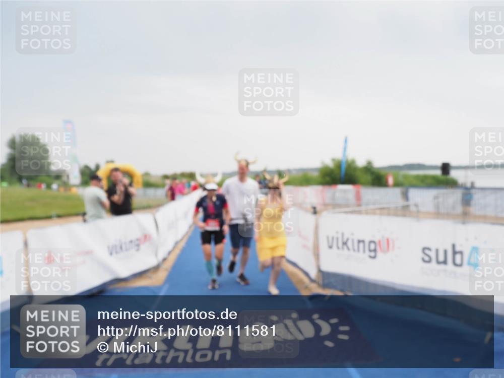22.06.2025 - Viking Triathlon MichiJ http://msf.ph/oto/8111581 22.06.2025 16:40:56 Ziel 649 meine-sportfotos.de