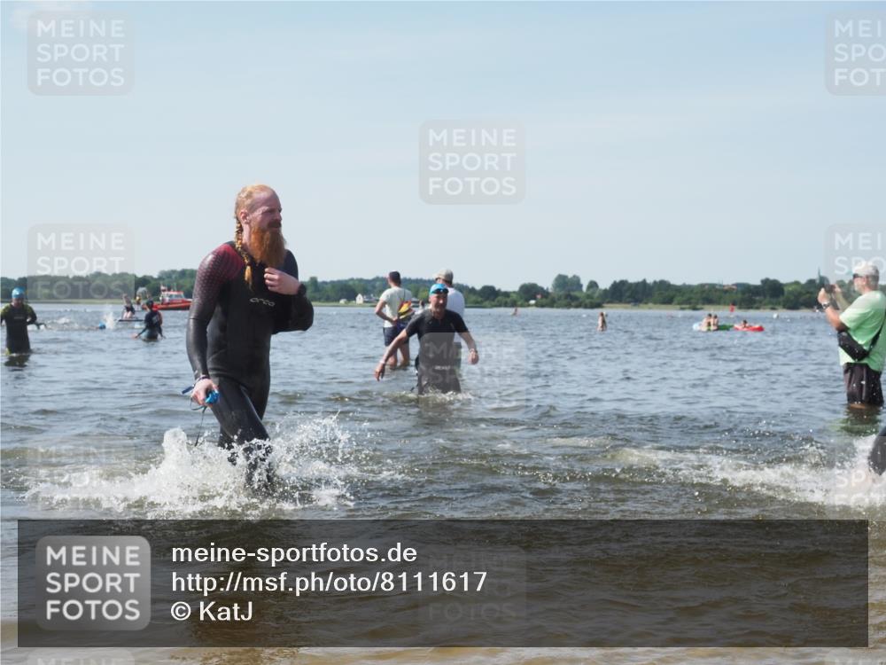 22.06.2025 - Viking Triathlon KatJ http://msf.ph/oto/8111617 22.06.2025 10:39:58 Schwimmen 283, 437, 518, 538 meine-sportfotos.de
