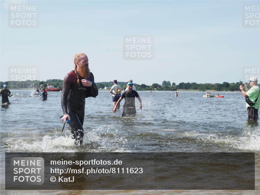 22.06.2025 - Viking Triathlon KatJ http://msf.ph/oto/8111623 22.06.2025 10:39:58 Schwimmen 283, 437, 518, 538 meine-sportfotos.de