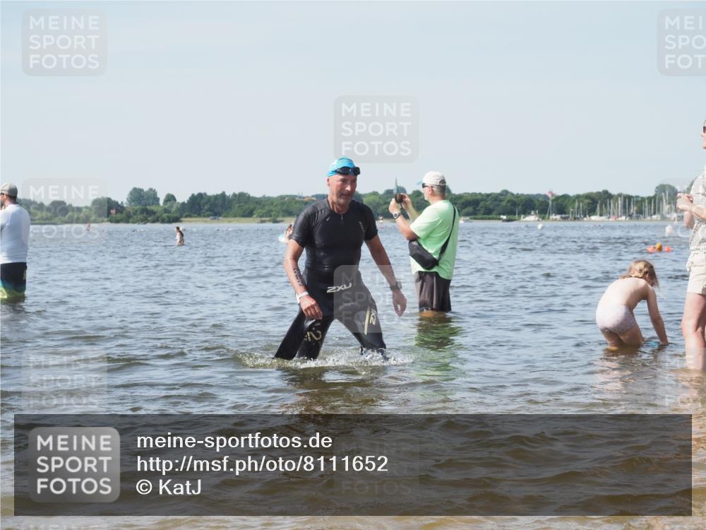 22.06.2025 - Viking Triathlon KatJ http://msf.ph/oto/8111652 22.06.2025 10:40:02 Schwimmen 248, 283, 437, 538 meine-sportfotos.de