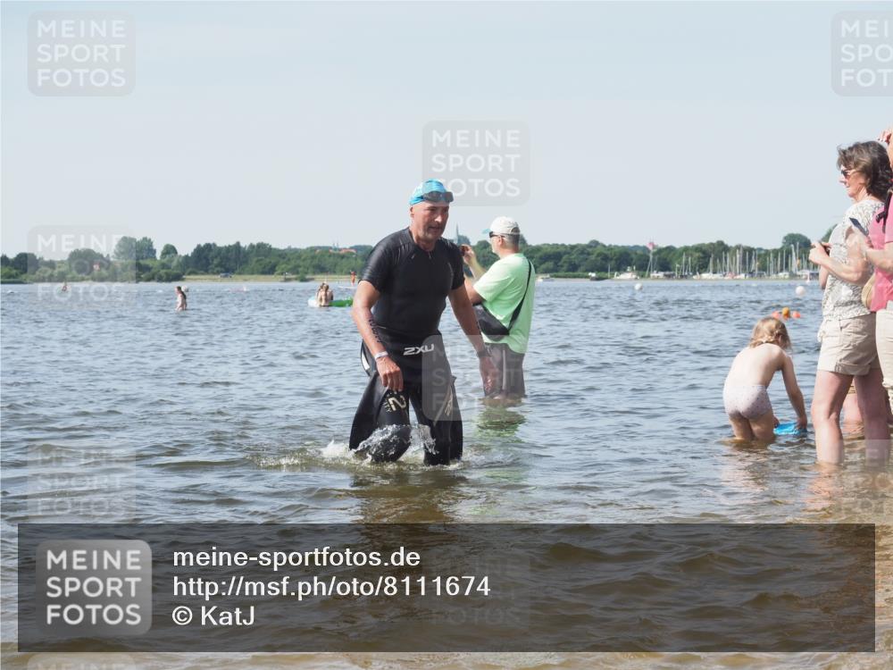 22.06.2025 - Viking Triathlon KatJ http://msf.ph/oto/8111674 22.06.2025 10:40:03 Schwimmen 248, 283, 437, 538 meine-sportfotos.de