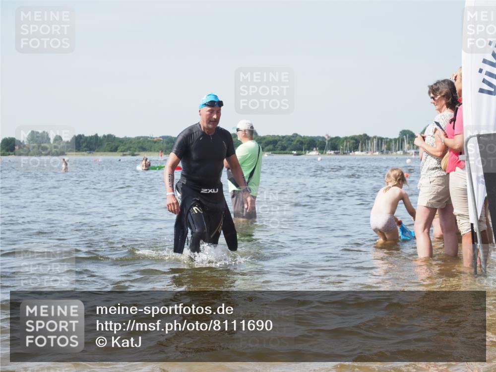 22.06.2025 - Viking Triathlon KatJ http://msf.ph/oto/8111690 22.06.2025 10:40:03 Schwimmen 248, 283, 437, 538 meine-sportfotos.de