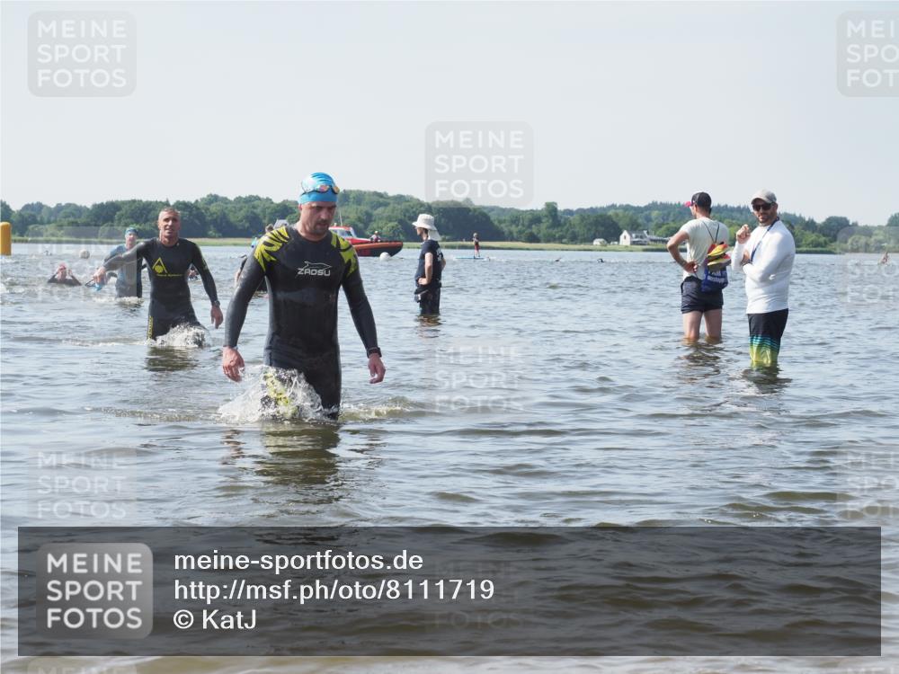 22.06.2025 - Viking Triathlon KatJ http://msf.ph/oto/8111719 22.06.2025 10:40:07 Schwimmen 248, 283, 394, 538, 553 meine-sportfotos.de